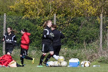 Bild 28 - Frauen TSV Wiemersdorf - SV Henstedt Ulzburg : Ergebnis: 0:4